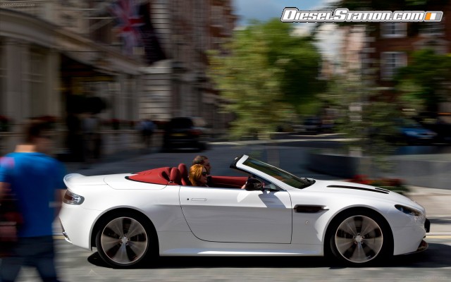 Aston Martin V12 Vantage Roadster 2013 Widescreen Picture #34 Aston Martin V12 Vantage Roadster 2013 Widescreen Picture #34